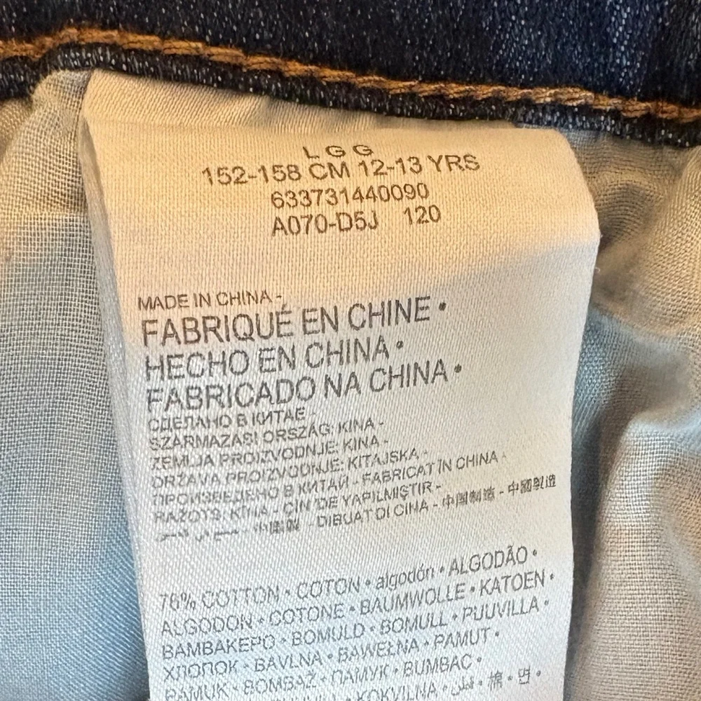 Levi's Classic Blue Denim Skirt Jumper Size Large Girls 12-13 years‎